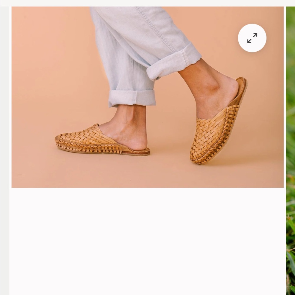 Mohinder Woven Slides
